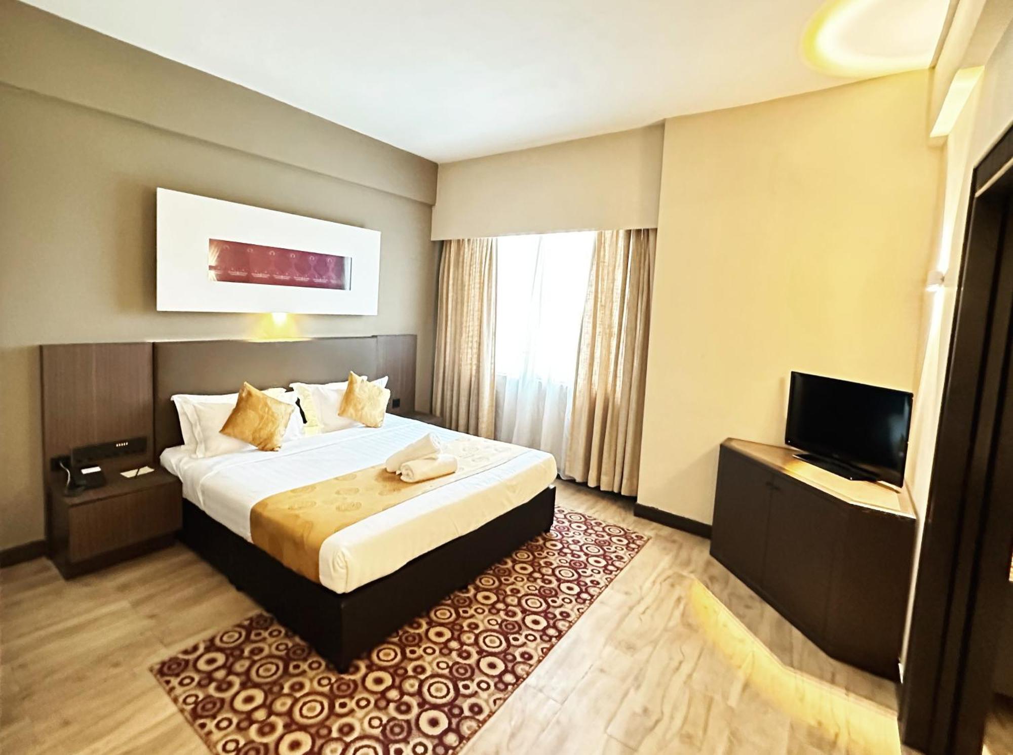 Regalpark Hotel Kuala Lumpur Eksteriør billede