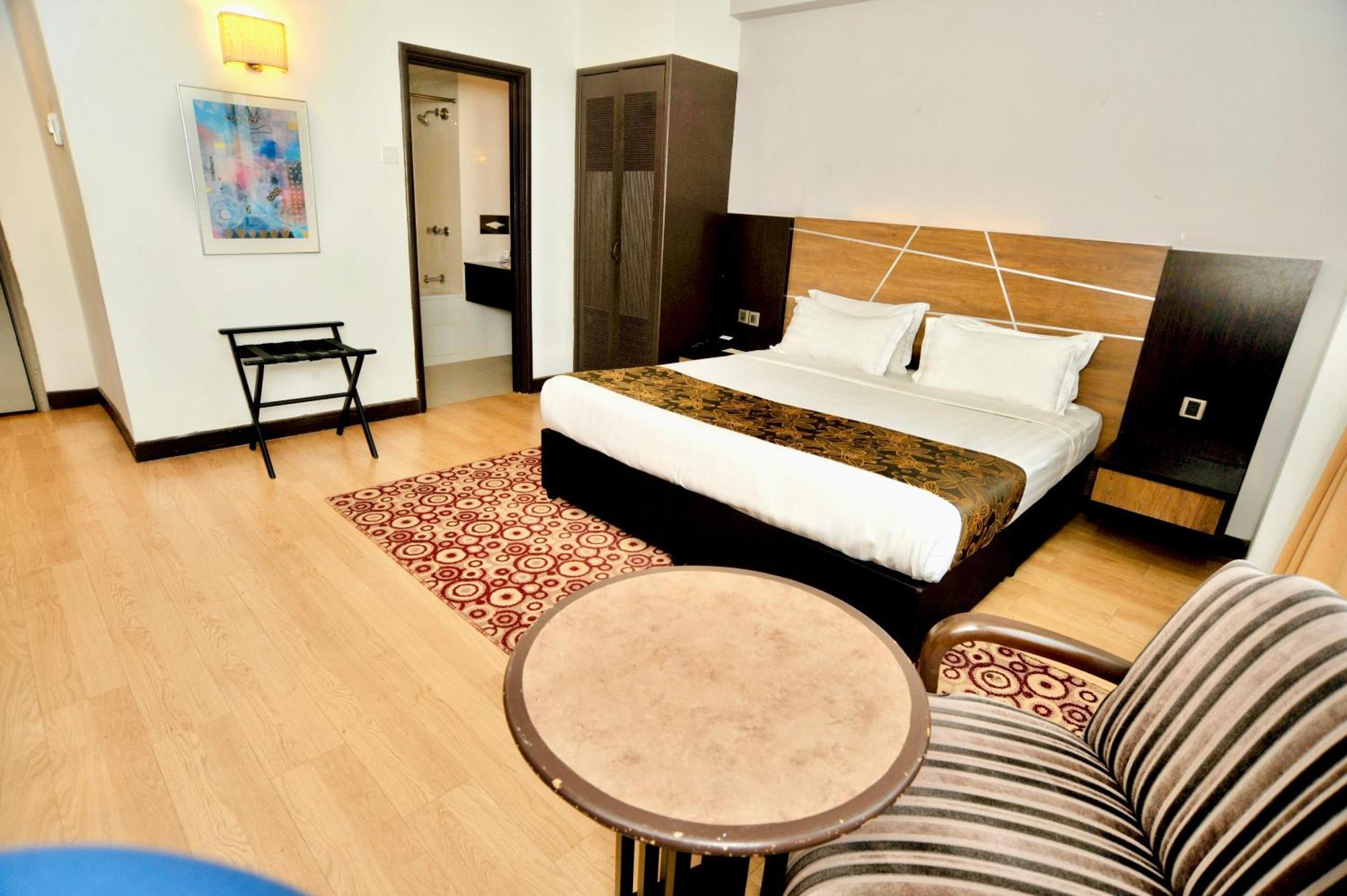 Regalpark Hotel Kuala Lumpur Eksteriør billede